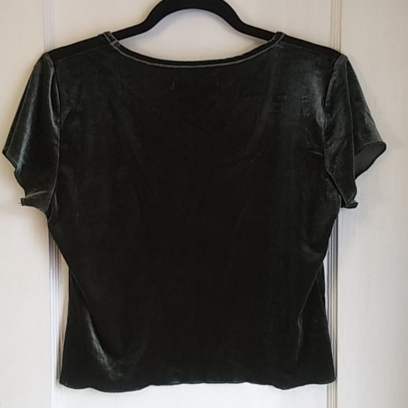 A&F Green Velvet Crop Top - Picture 4 of 4